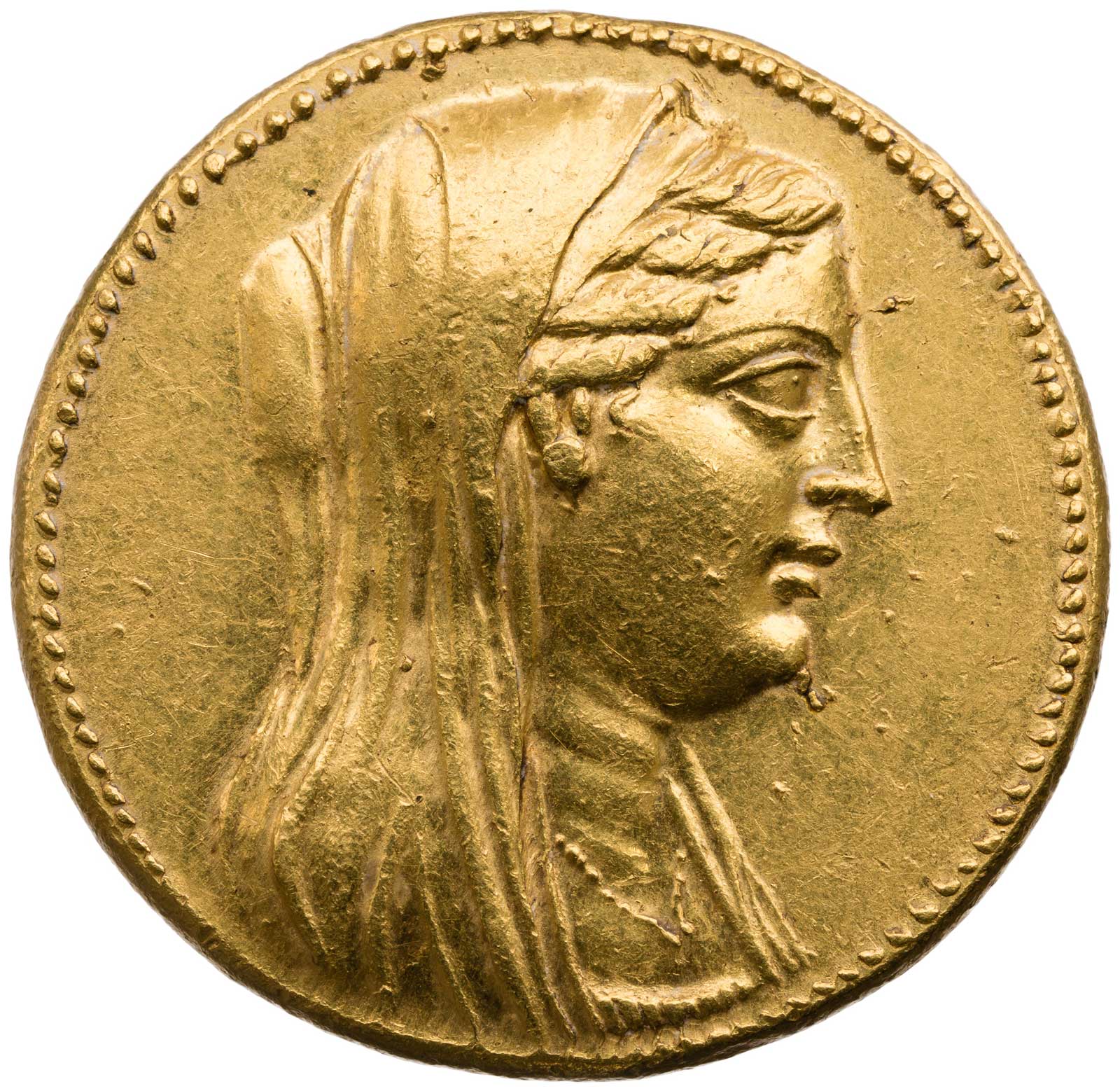 Χρυσό νόμισμα βασίλισσας της Βερενίκης Β', 258-246 π.Χ. (© American Numismatic society)
