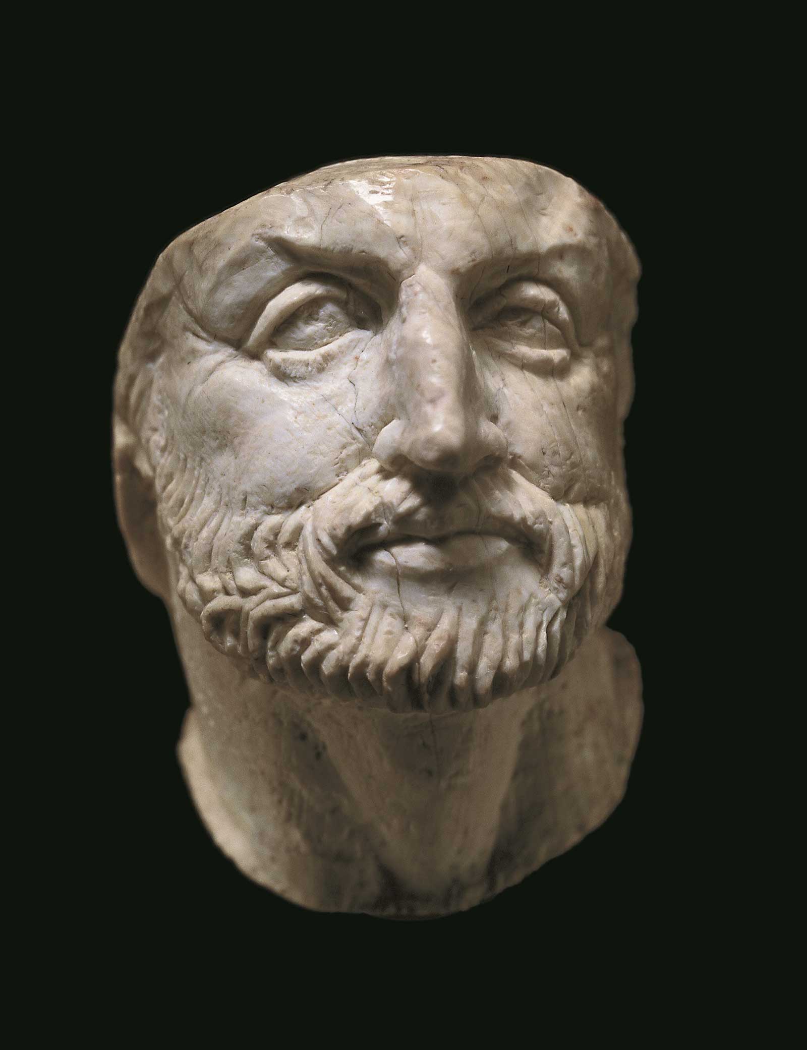 Αιγές, Τάφος Φιλίππου Β', Ελεφαντοστέινη κεφαλή του Φιλίππου Β', 336 π.Χ. (© Υπουργείο Πολιτισμού / Εφορεία Αρχαιοτήτων Ημαθίας)
