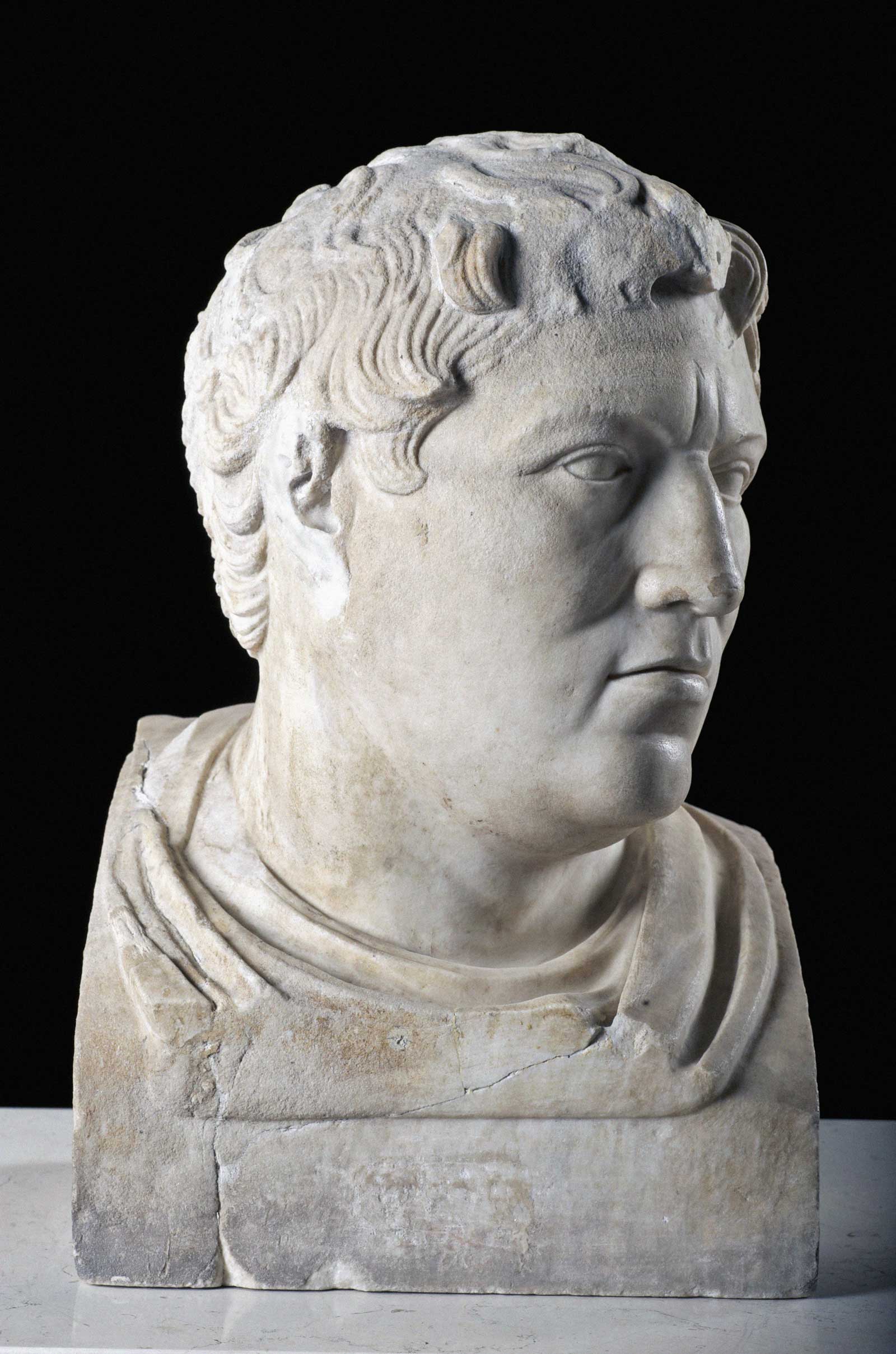 Μαρμάρινη προτομή Φιλεταίρου, 50-25 π.Χ. (© Naples, National Archaeological Museum)
